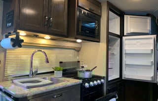 RV Trippin - "Eleanor" - Thor Freedom Elite