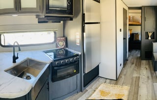 Sunshine and Sangria . 2022 Aspen Trail 2910BHS