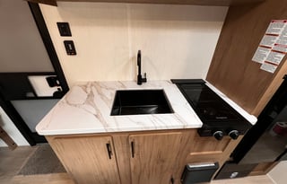 2025 Cherokee Wolf Pup 16LP