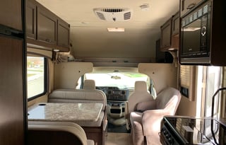 2018 Thor Motor Coach Chateau 23U