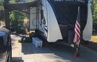 Our B E A Utiful Blue Pearl Reflection