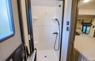 2023 KEYSTONE MONTANA HIGH COUNTRY! 2bd/2ba/loft