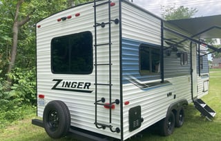 2024 Zinger 211RD Adventure Trailer