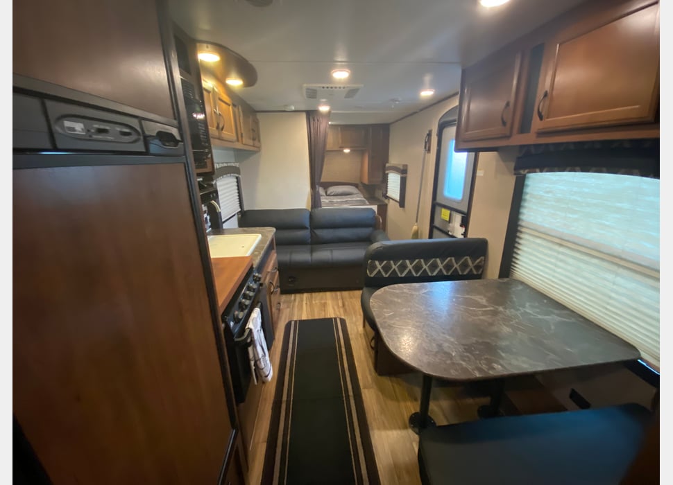 Travel Trailer rentals in Hollywood