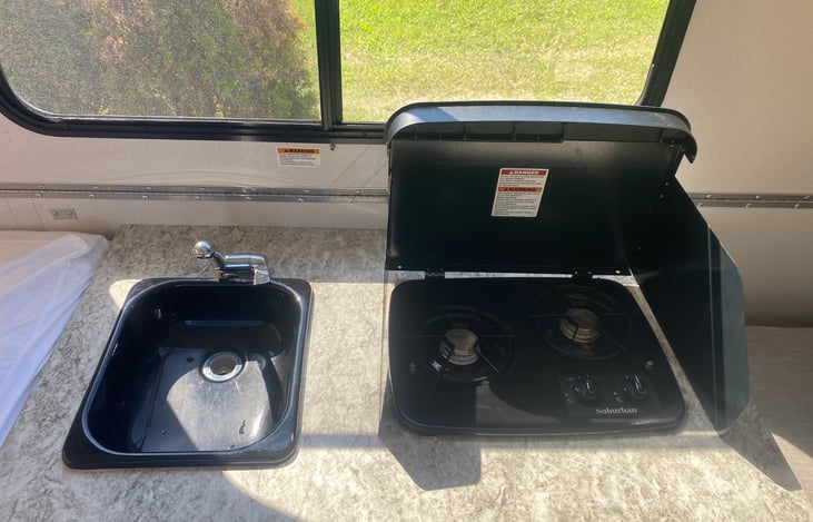 sink & stove