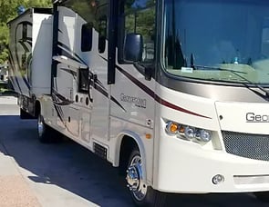 Forest River RV Georgetown XL 369DS