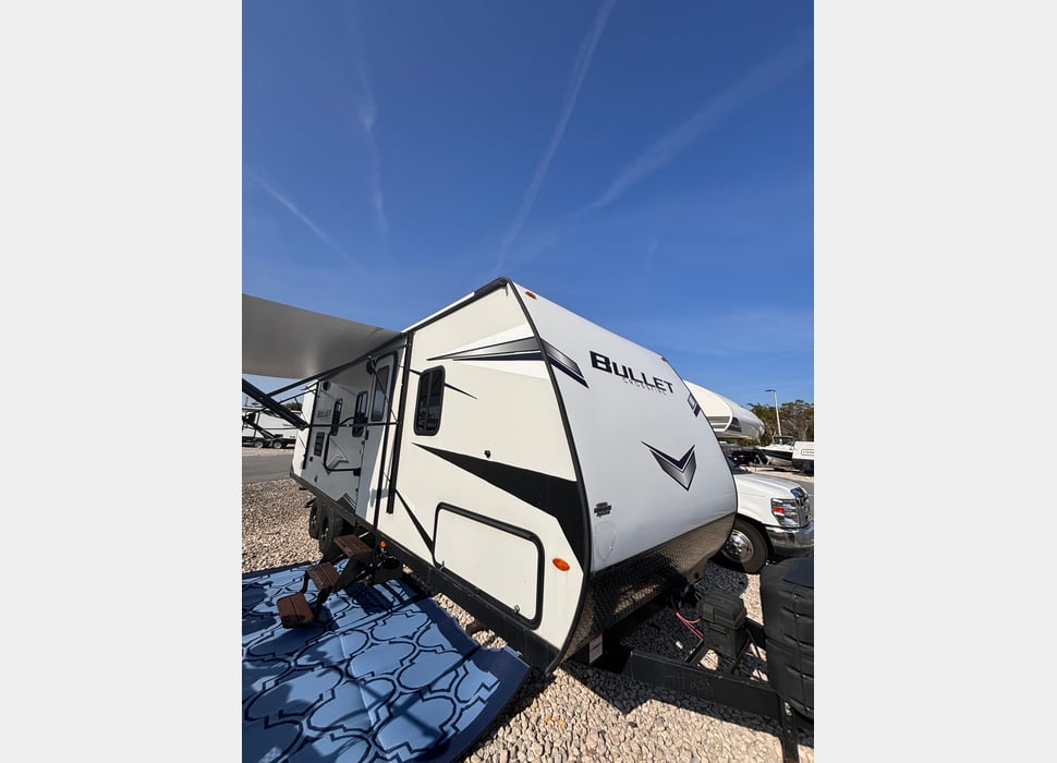 Travel Trailer rentals in Tavares