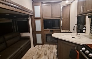 2019 Keystone RV Cougar 32BHS