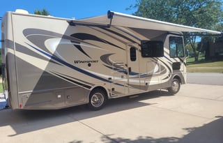 2019 Thor Motor Coach Windsport 27B