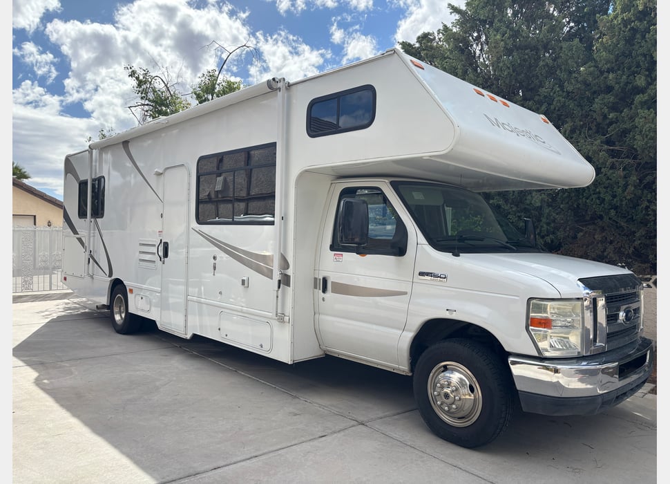 Class C Motor Home rentals in Las Vegas