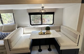 Explore Vernal's Beauty: Comfortable RV Rental