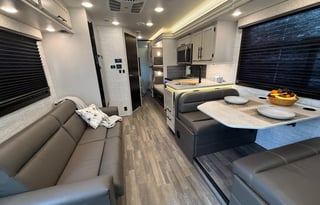 2024 Entegra Coach Odyssey 31F Bunkhouse Adventure