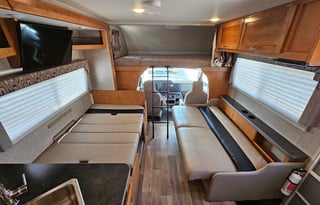 2019 Winnebago Minnie Winnie 31G