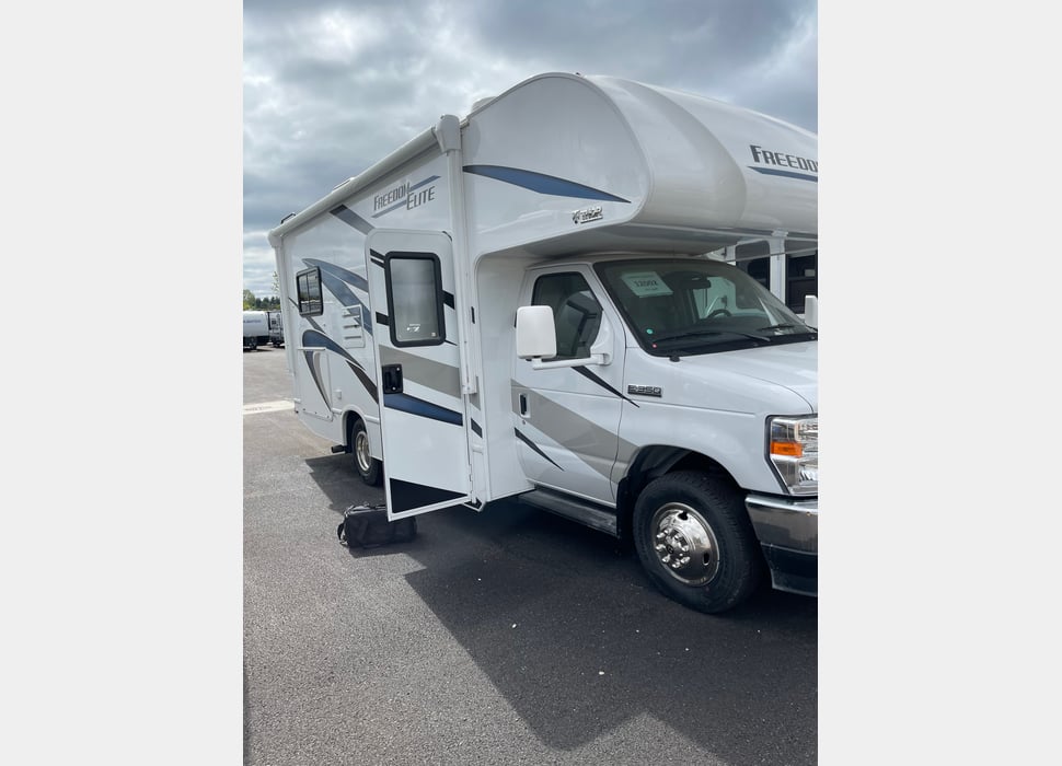 Class C Motor Home rentals in Austin