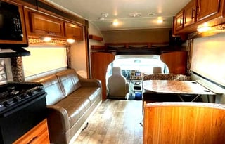 2017 Jayco Redhawk 31XL Sleeps 8 Fully Stocked