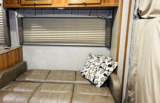 Pocket-Friendly Paradise: Spacious + 125 Miles