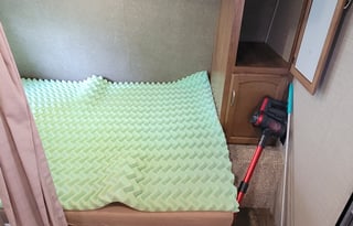 2017 Keystone RV Springdale 201RDWE rear dinette