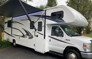 “VROOMY”  Is Ready For Your Family Get Away!!!