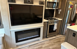 2022 Palomino Columbus 382FB