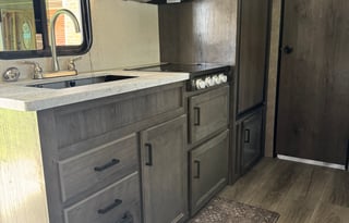 2021 Starcraft Autumn Ridge Single Axle 180BHS