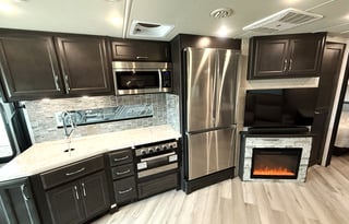 2024 Fleetwood Bounder 35K