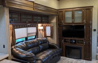 2017 Dutchmen RV Denali 293RKS