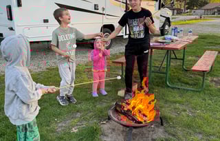 2025 31ft Coachmen 29KB - Sleeps 8