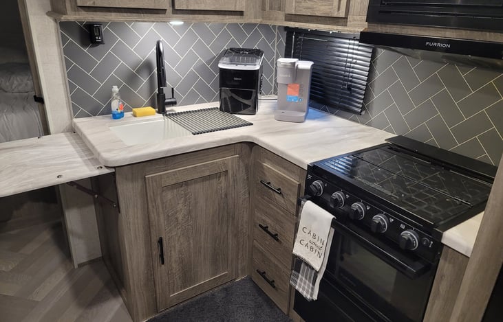 Ice maker and Keurig coffee maker.