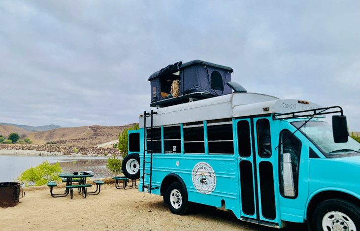Rooftop tent opened up