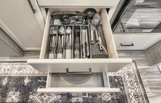 Your Wanderlust on Wheels Awaits!