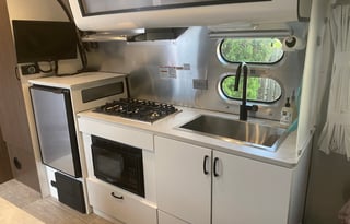 Adventure in Style | 2021 Airstream Caravel