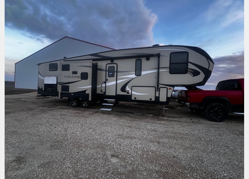Fifth Wheel rentals in Mazeppa
