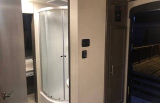 2018 Crossroads RV Sunset Trail Super Lite SS331BH