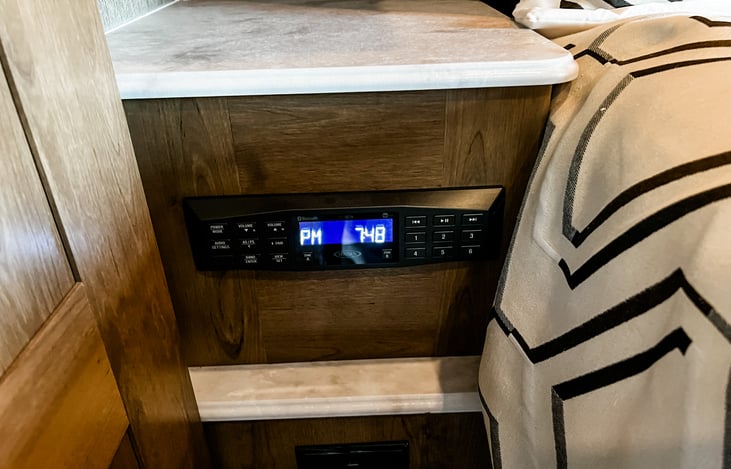 2 zone radio with Bluetooth