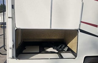 Easy Handling, Epic Adventures! 21 FT Motorhome