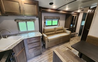 2019 Forest River RV Surveyor 264RKLE