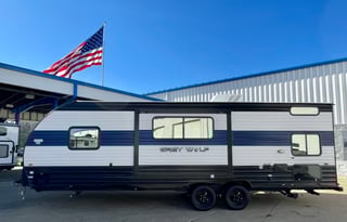 JJ’s Family Getaway Camper Rental