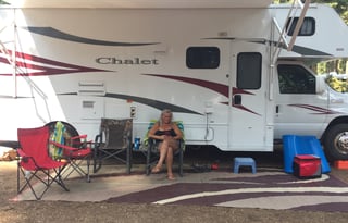 2013 Winnebago Chalet 31RJ