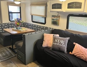 Forest River RV Flagstaff V-Lite 30WTBSK