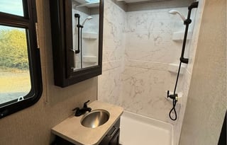 "Princess Leia - Defender of Freedom" Odyssey 27U