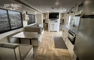 SHASTA Dual-Entry w/ Private Master, Bunks & 2 ACs