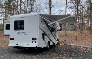 2022 thor motor coach freedom elite 24he