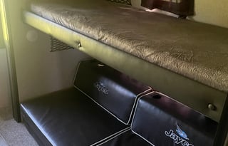 Take flight in our 2020 Jayco Jay Flight 32BHDS