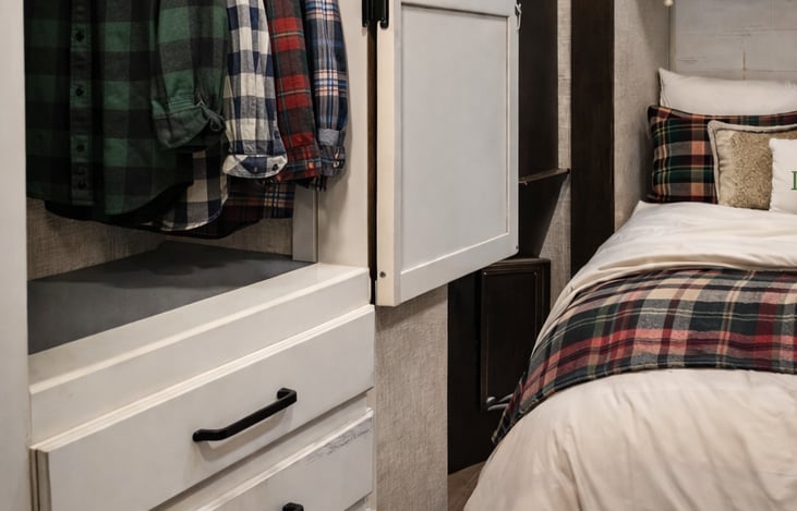 Oversized bedroom wardrobes with drawers