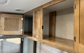 Festival Friendly RV Rental Sleeps 6