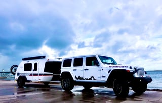 ROVER RV -  “Look at me! Rent me!”