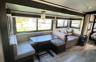 2023 WHITE HAWK - Brand new a fully equipped