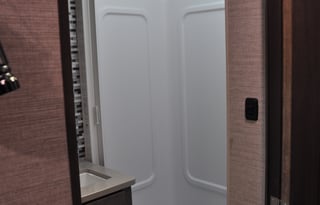 Funky Class C RV w/ 2 Bunks + Queen Suite Sleeps 8