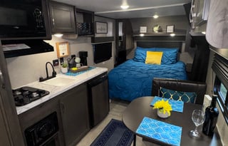 Cute & Cozy "Fully Stocked" Jay  Flight