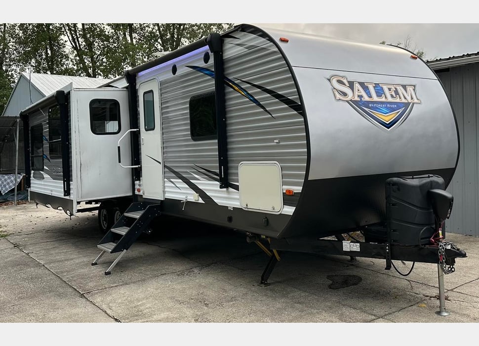 Travel Trailer rentals in Columbus